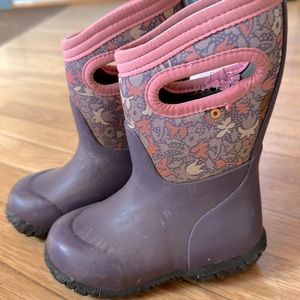 BOGS rain/snow boots